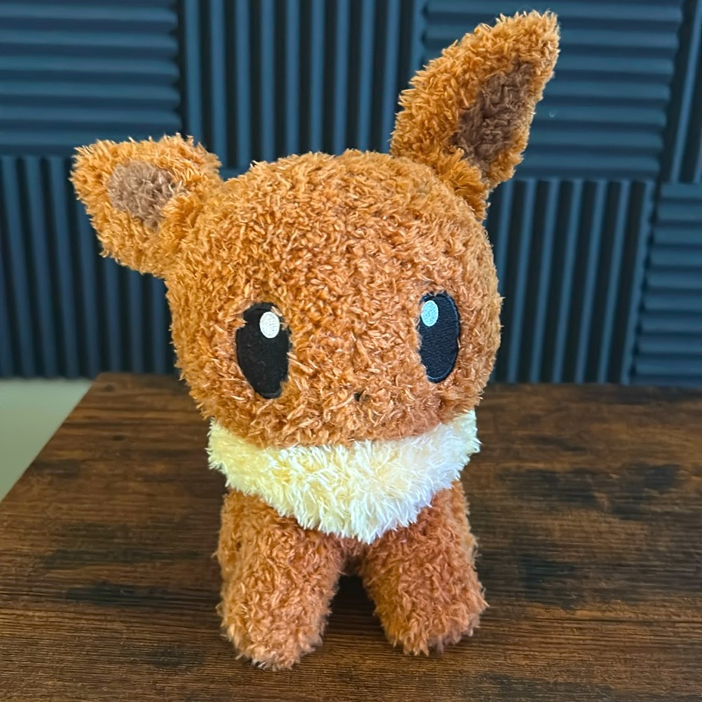Pokémon Eevee Plush